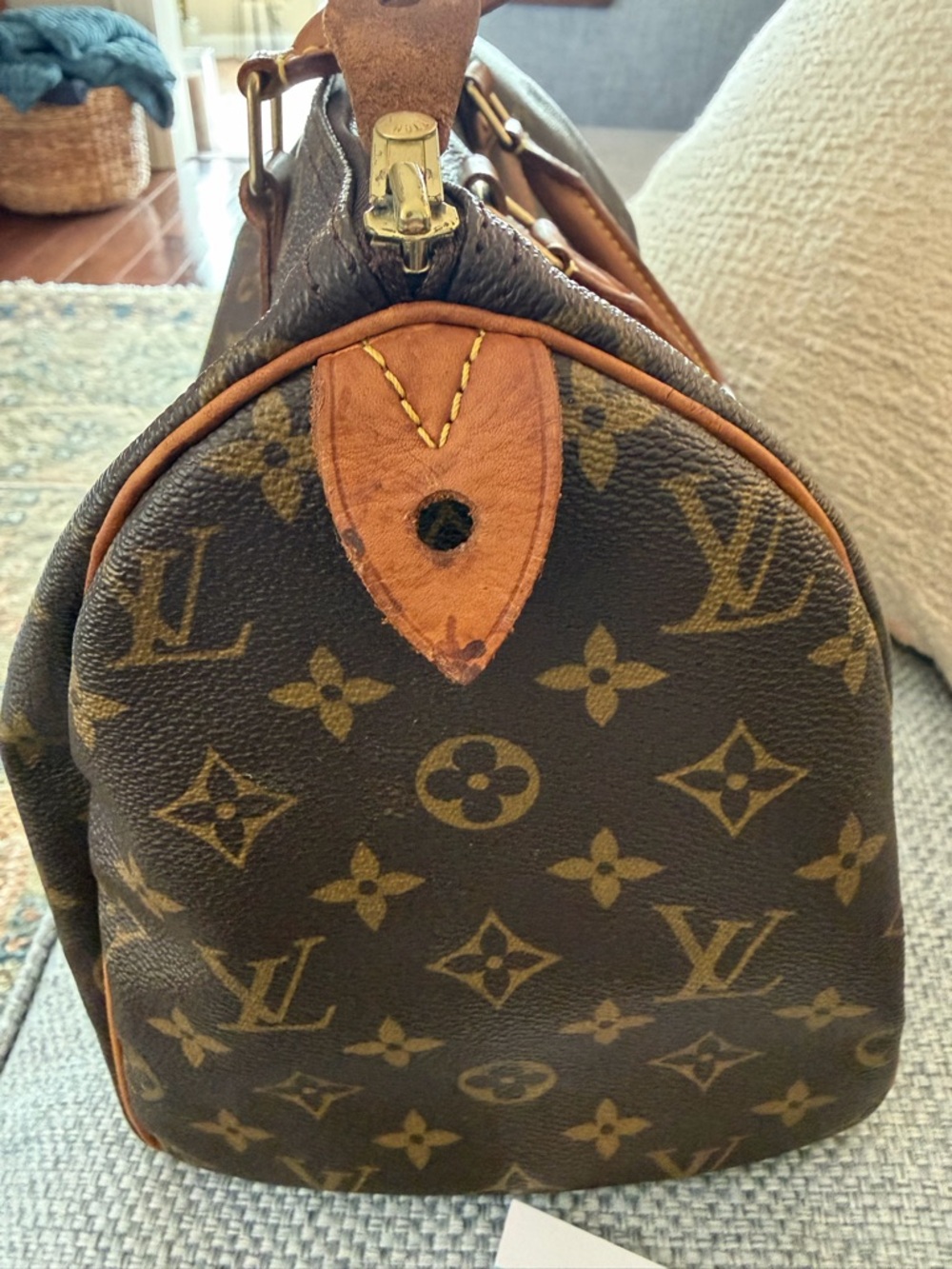 Louis Vuitton Monogram Canvas Speedy 30 - Picture 6 of 12